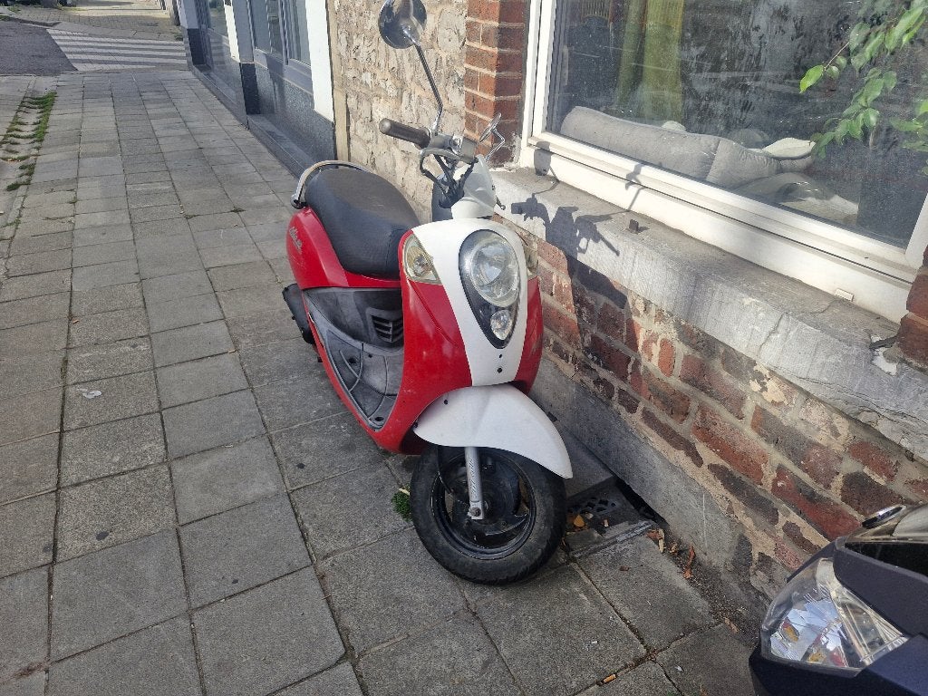 Sym mio classe b, Vélos & Vélomoteurs, Mio, Classe B (45 km/h), Enlèvement, Utilisé