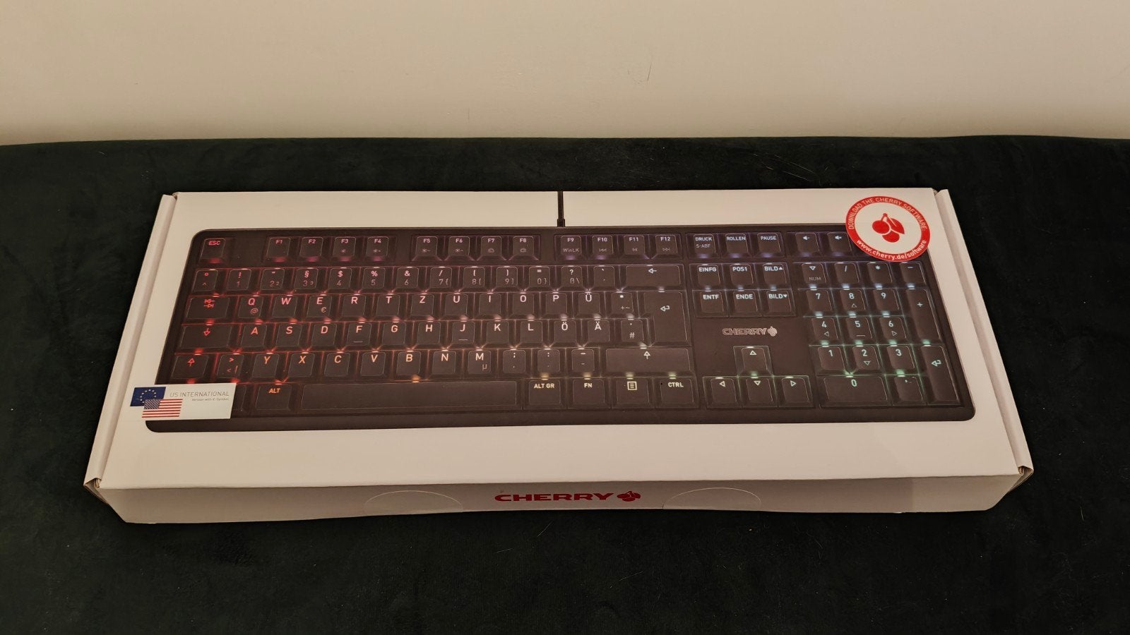 CHERRY G80-3000N RGB, Informatique & Logiciels, Claviers, Enlèvement, Qwerty, Filaire, CHERRY