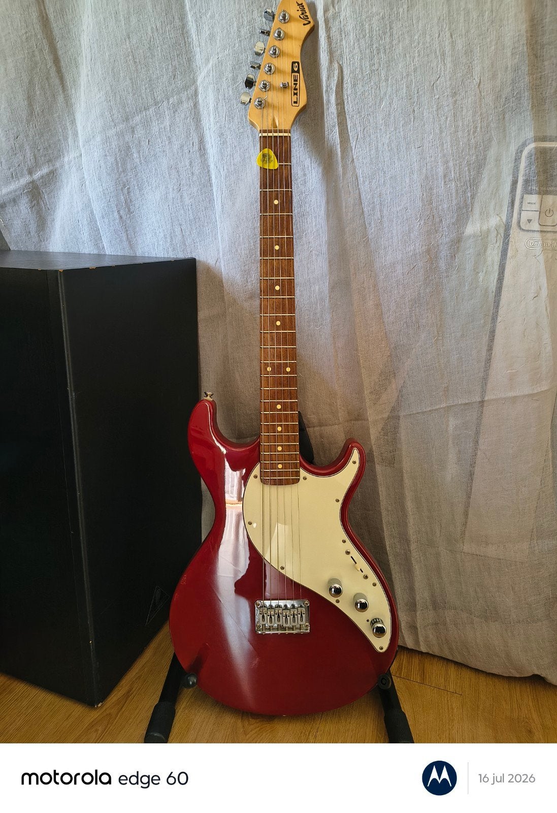 Line 6 Variax 300, Ophalen, Zo goed als nieuw, Solid body