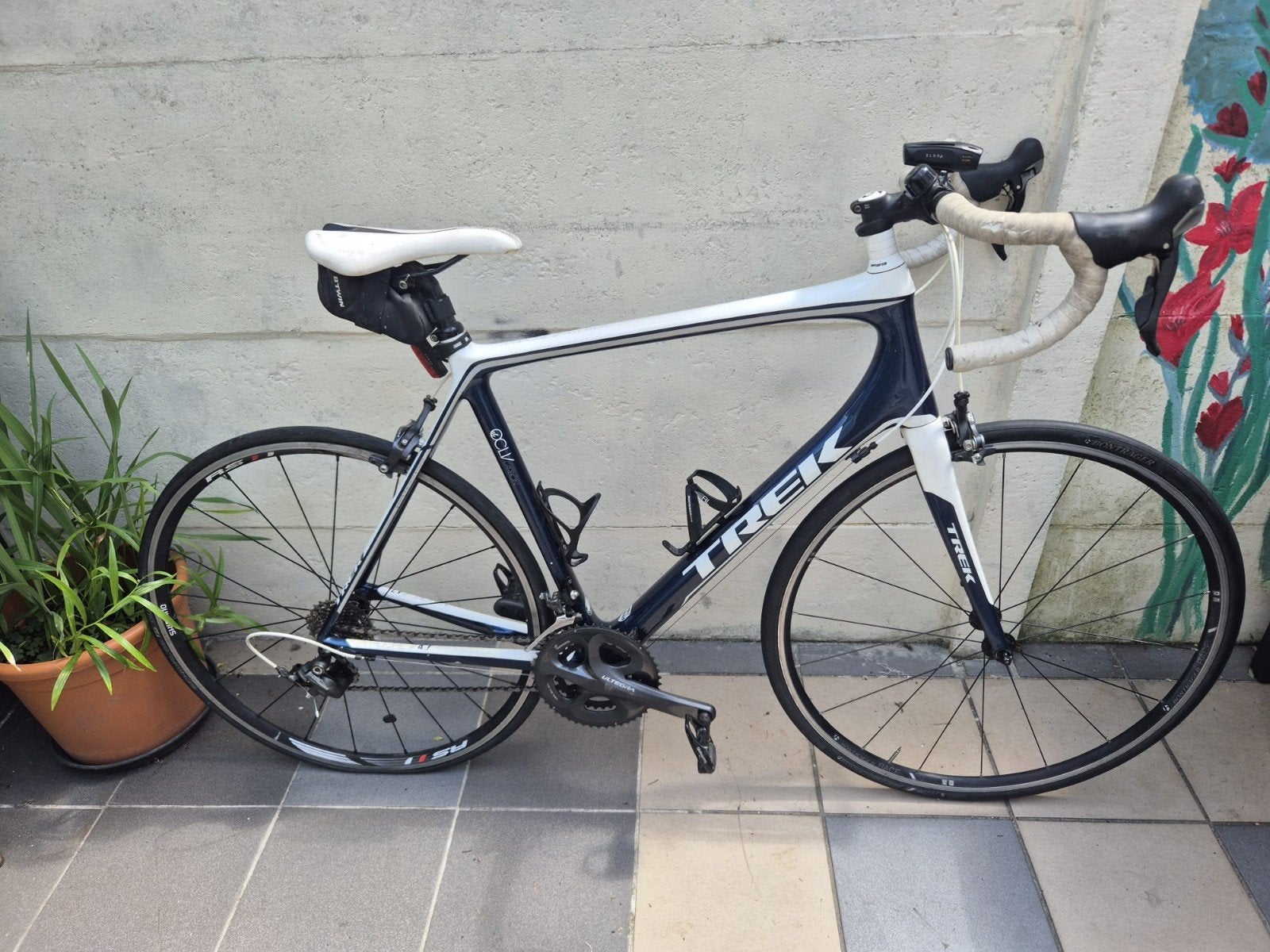 Racefiets Trek Madone 4.7, Fietsen en Brommers, Fietsen | Racefietsen, Ophalen, Carbon