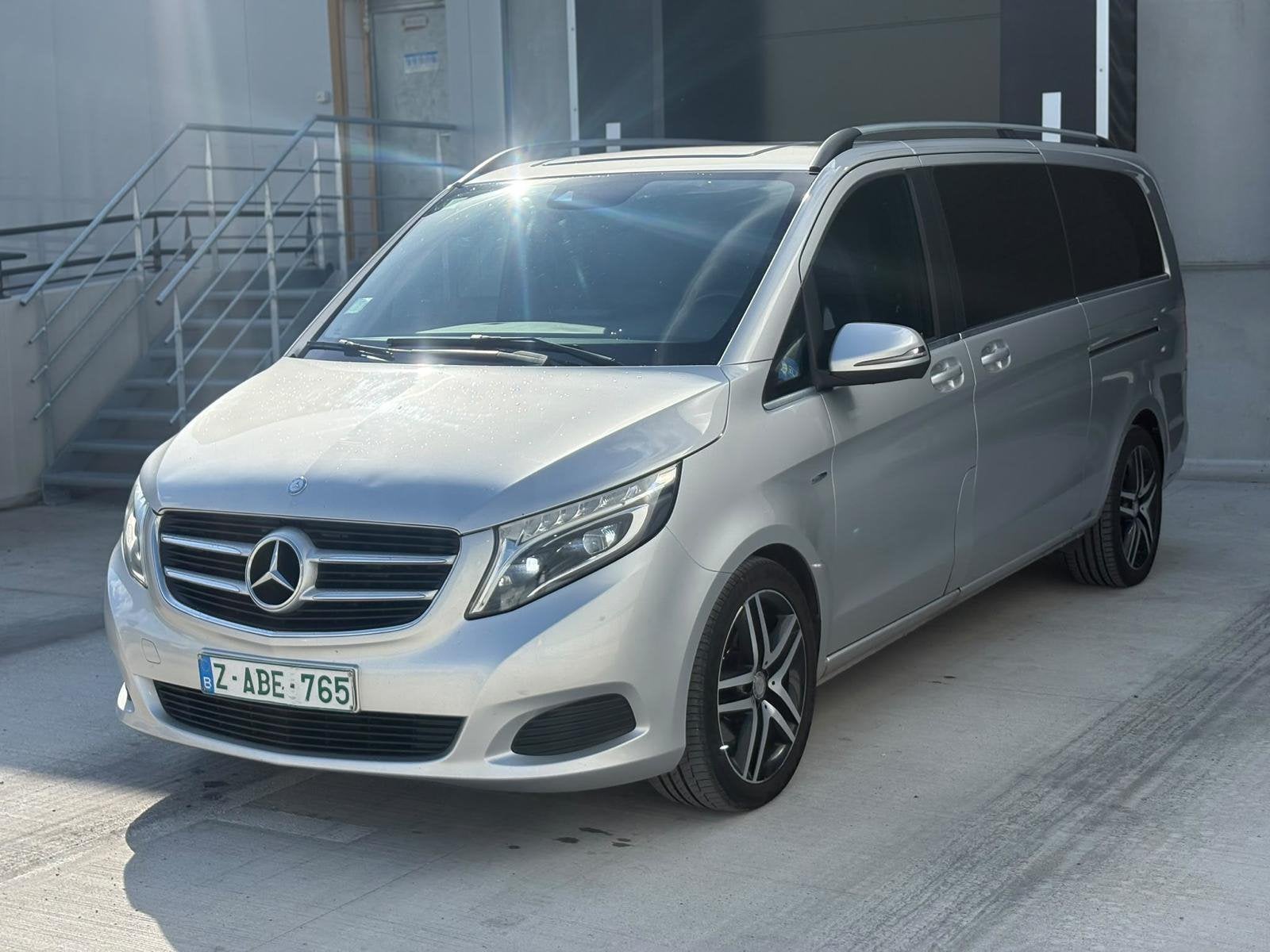 Mercedes V-Klasse 2016 *LONG CHASSIS*, Auto's, Automaat, Xenon verlichting, Leder, Diesel