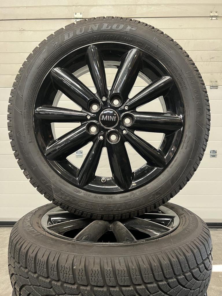 16’’ MINI COOPER VELGEN WINTERWINTERBANDEN F55 F56 F57 STYLI, Auto-onderdelen, Gebruikt, 175 mm, -, Banden en Velgen