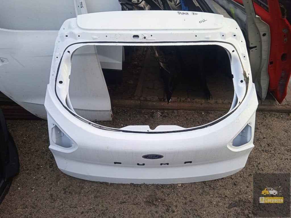 Ford Puma achterklep, Gebruikt, Info@ford.com, Ford, Ford Motor Company