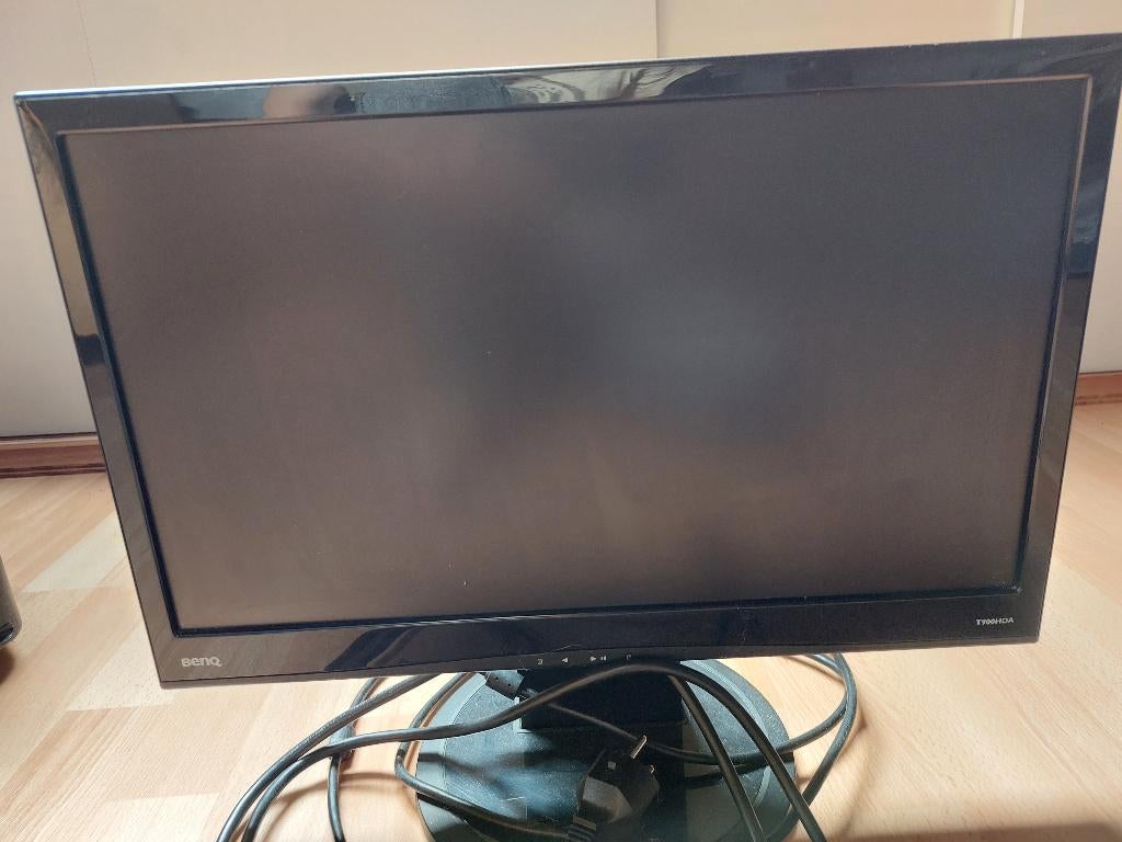 Ecran BENQ T900HDA 19’’ 5ms 76 Hz, Informatique & Logiciels, Moniteurs, VGA, Haut-parleurs intégrés, Enlèvement