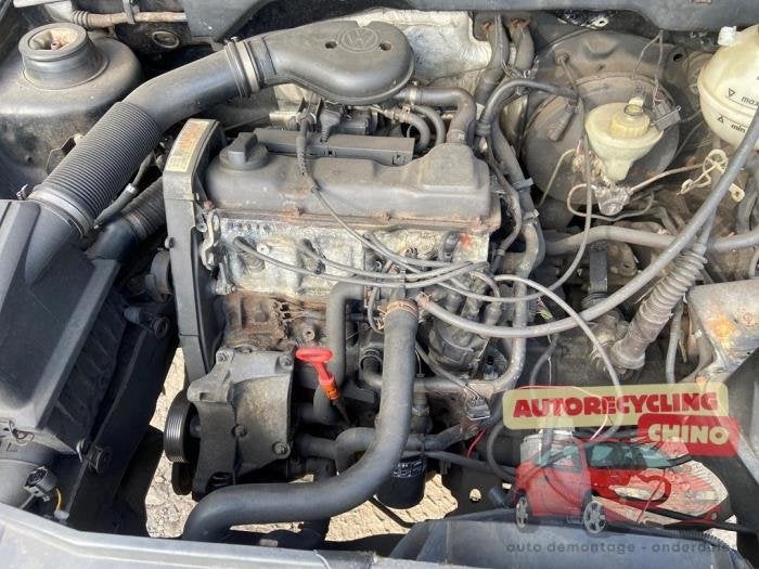 Motor van een Volkswagen Golf, Gebruikt, -, Volkswagen, -