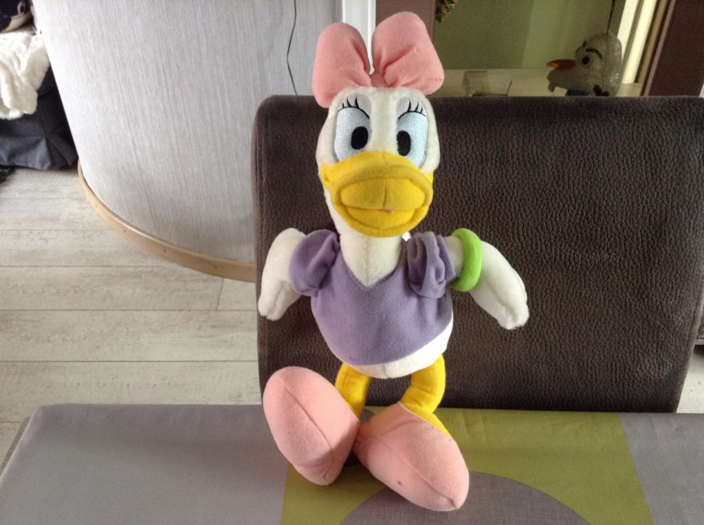 Personnage en peluche Disney Daisy Duck (36 cm), Enfants & Bébés, Jouets | Peluches, Enlèvement ou Envoi, Comme neuf, Canard