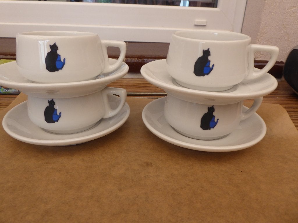 chat noir , zwarte kat , 4 tasses + s/tasses 1970, Verzamelen, Ophalen of Verzenden, Zo goed als nieuw, Gebruiksvoorwerp