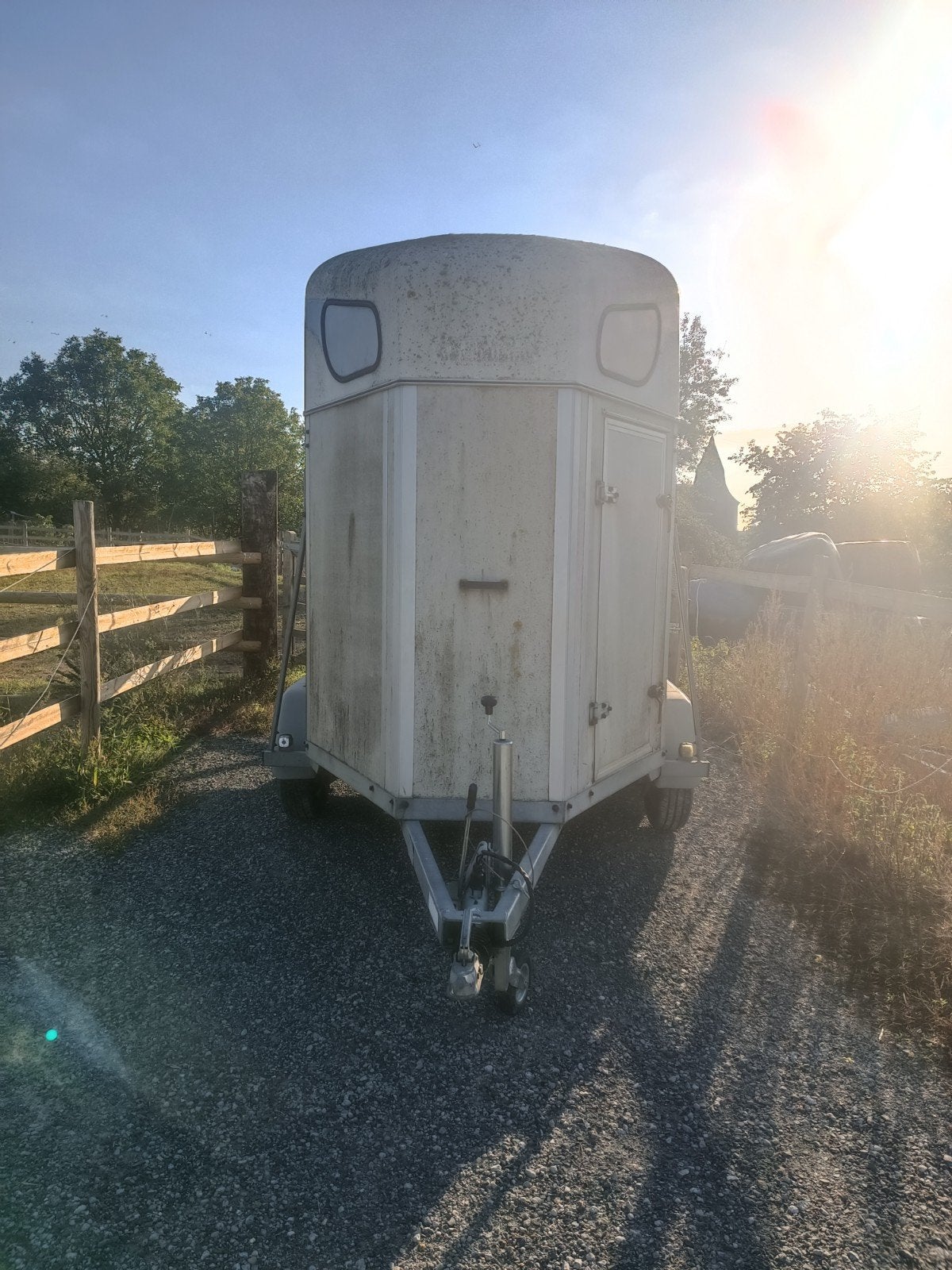Van 2 chevaux HENRA Amazon, 2 ou 3 chevaux ou poneys
