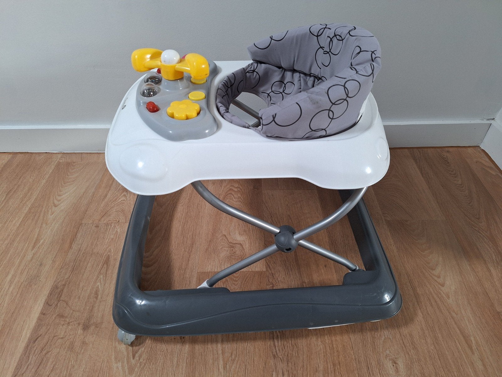 Loopwagentje met geluid, Enfants & Bébés, Jouets | Jouets de bébé, Comme neuf, Autres types, À roulettes, Enlèvement