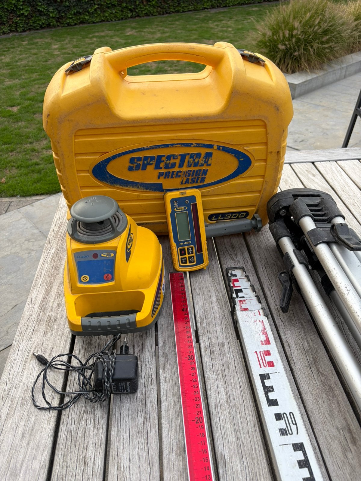 Spectra Precision LL300 bouwlaser met alle toebehoren, Ophalen, Gebruikt