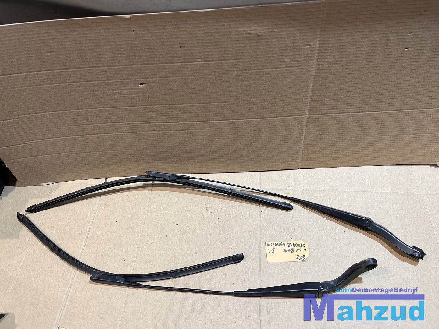 Mercedes B-klasse W245 Ruitenwisserarm set voor 2005-2011, Auto-onderdelen, Gebruikt, Mercedes-Benz AG, Mercedes-Benz, Mercedesstrasse 120
70372  Stuttgart, DE
