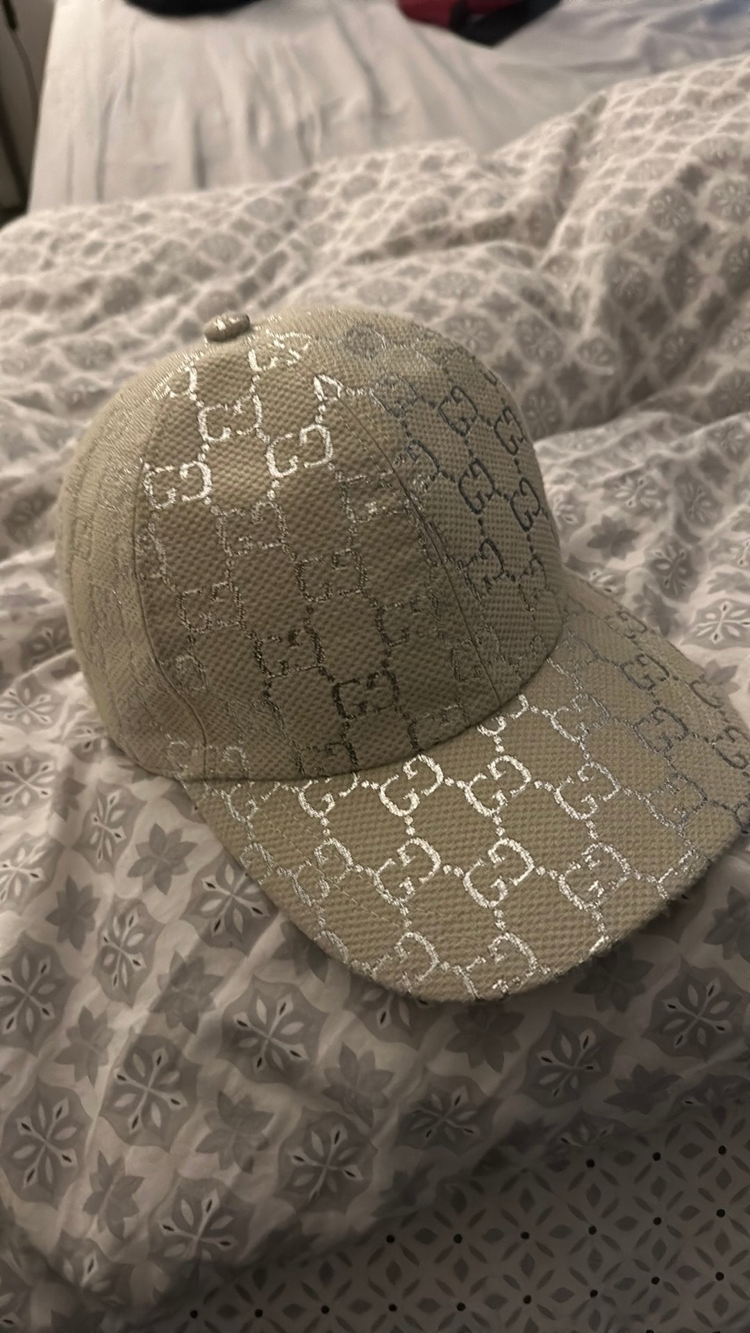 Casquette gucci lame blanche, Vêtements | Hommes, Chapeaux & Casquettes, Enlèvement ou Envoi, Comme neuf, Casquette
