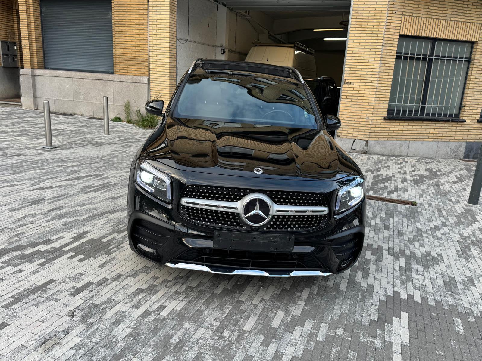 Mercedes -Benz  GLB 200 essence km**6000** année 2022, Autos, Achat, Euro 6, Entreprise, Automatique