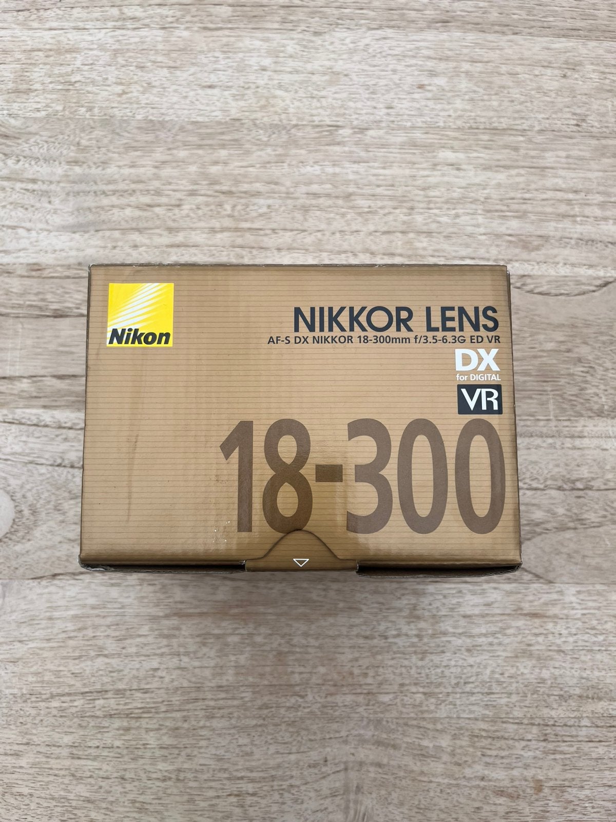 Nikon nikkor lens 18-300 f/3.5-6.3G DX VR, Ophalen, Zo goed als nieuw, Nikon