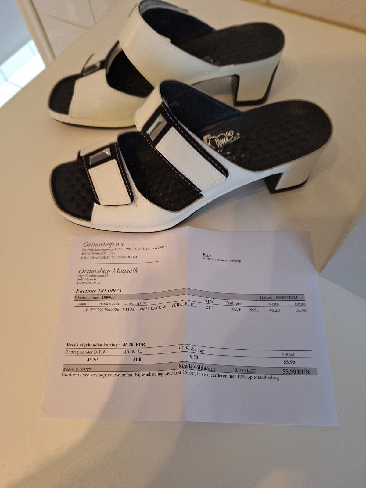 schoenen., Ophalen