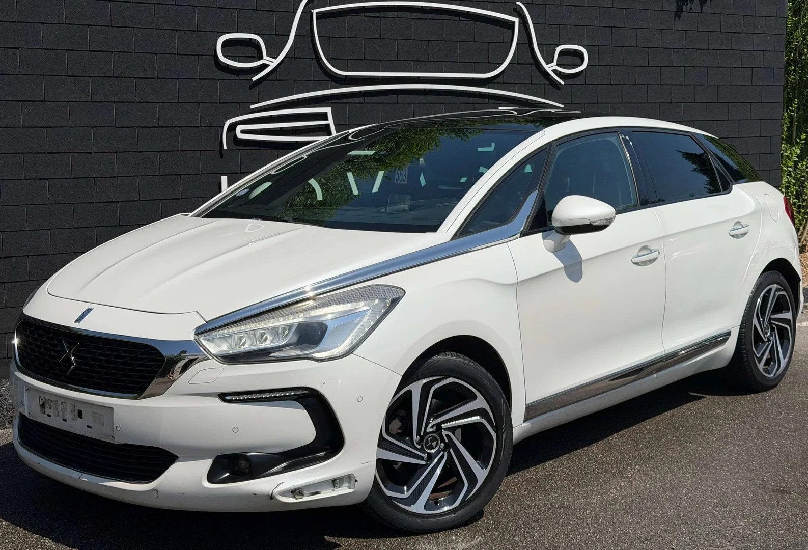DS DS 5 Automobiles 1.6 THP+NAVI+AIRCO+CAMERA+TOIT PANO+CUIR, Auto's, DS, Automaat, Gebruikt, 4 cilinders, Parkeersensor