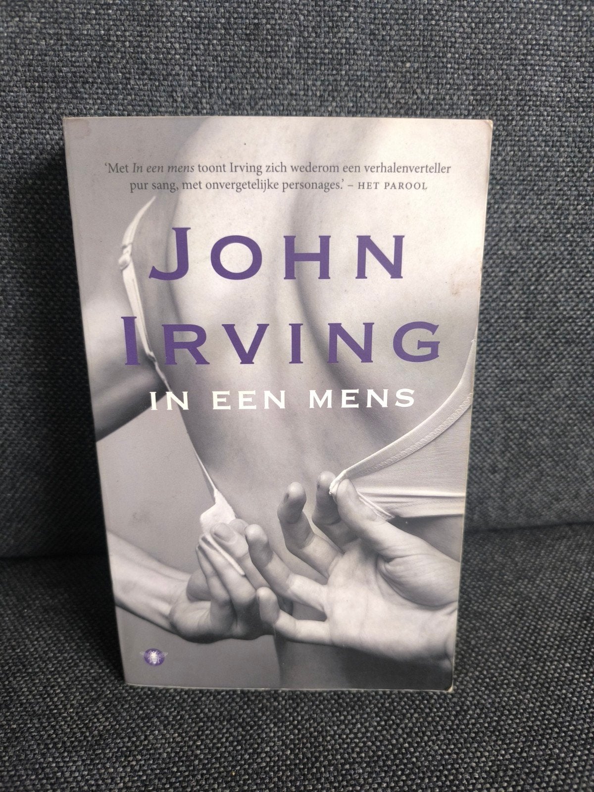 In een mens (John Irving), Enlèvement, Comme neuf, John Irving, Amérique