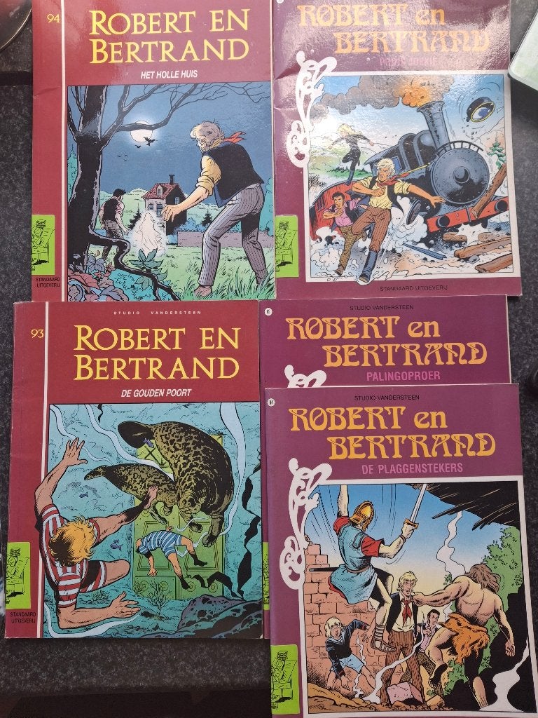 Robert & Bertrand, Boeken, Stripverhalen, Gelezen, Willy Vandersteen, Ophalen of Verzenden, Meerdere stripboeken
