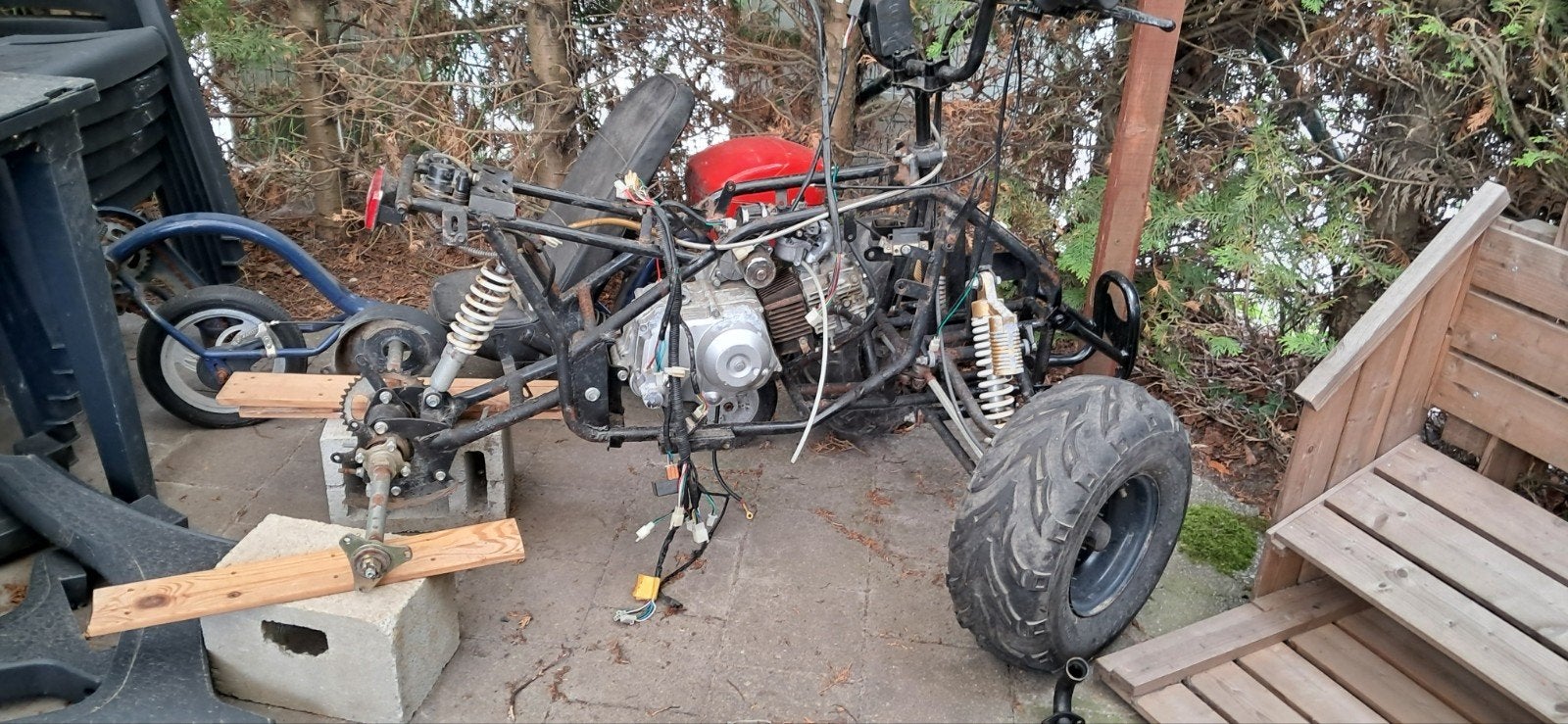 Quad, Ophalen