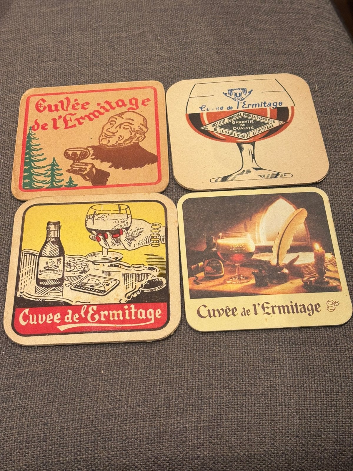 Cuvee de l’ermitage, Ophalen of Verzenden, Zo goed als nieuw, Viltje(s)