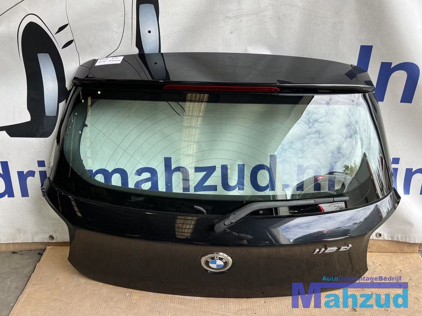 BMW 1 SERIE F20 Zwart achterklep compleet, Auto-onderdelen, Petuelring 130
80788  Munich, DE, Gebruikt, Deur, Info@bmw.de