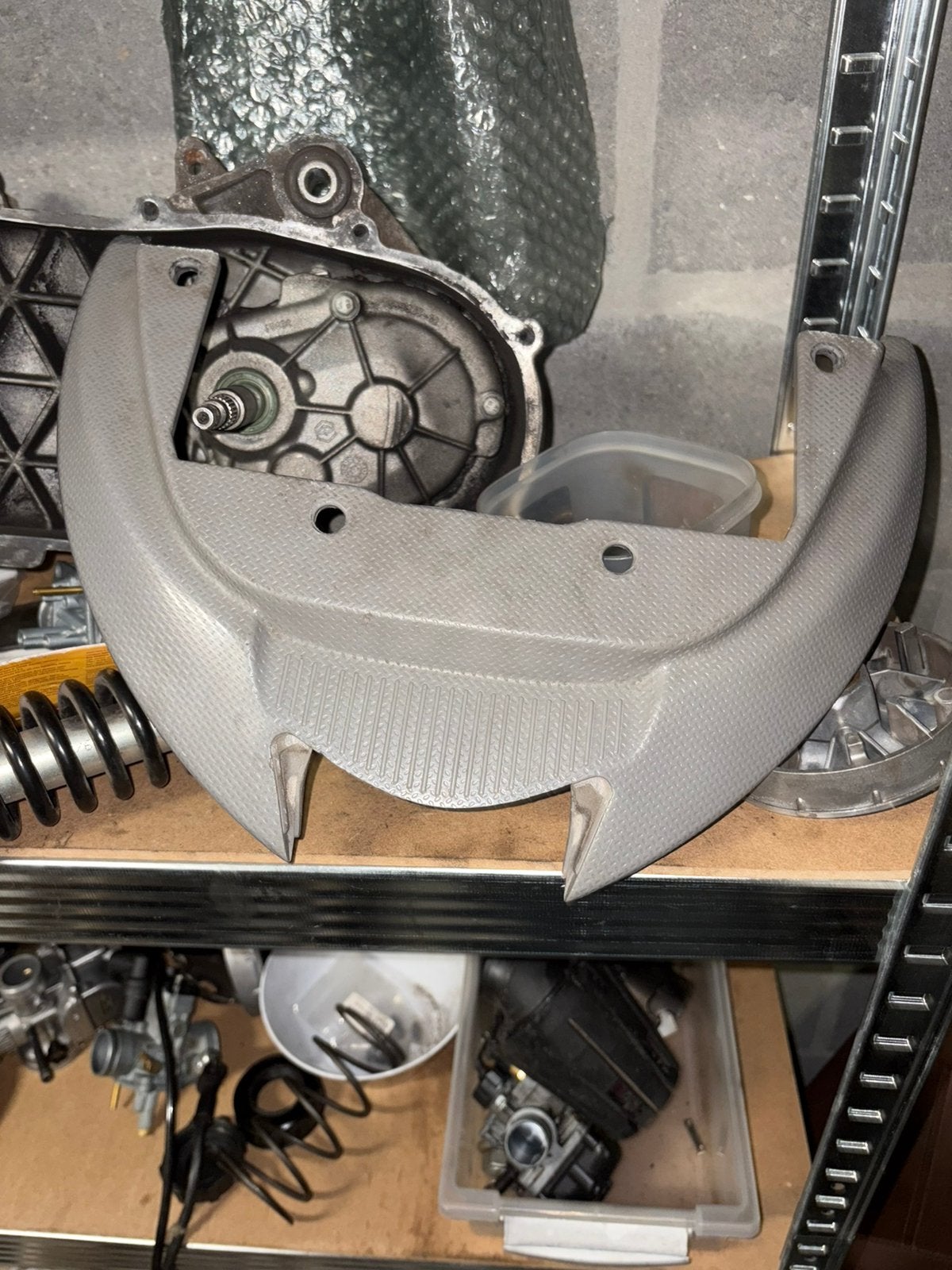 piaggio zip achterspoiler, Ophalen