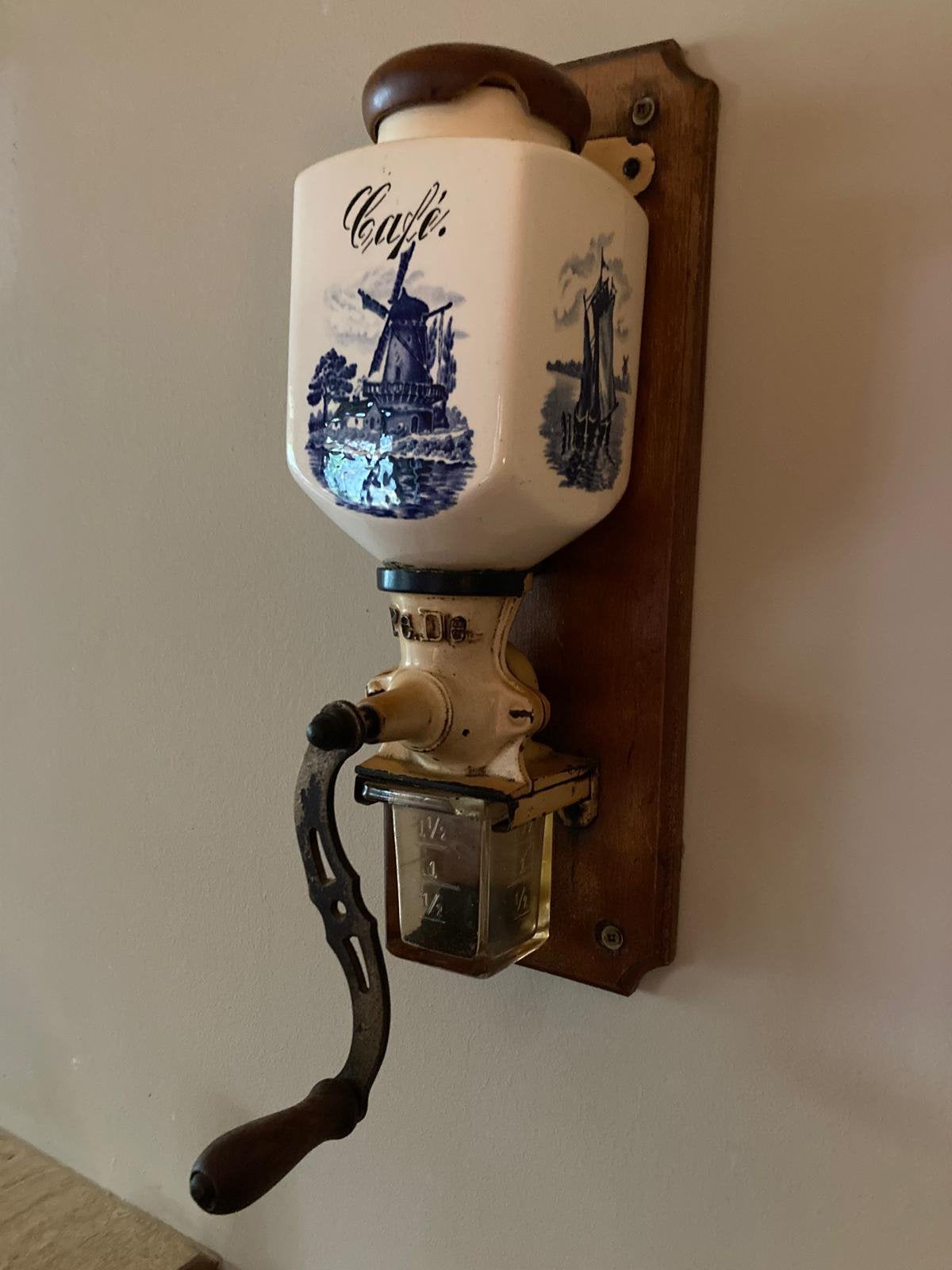 Koffiemolen, Antiek en Kunst, Ophalen