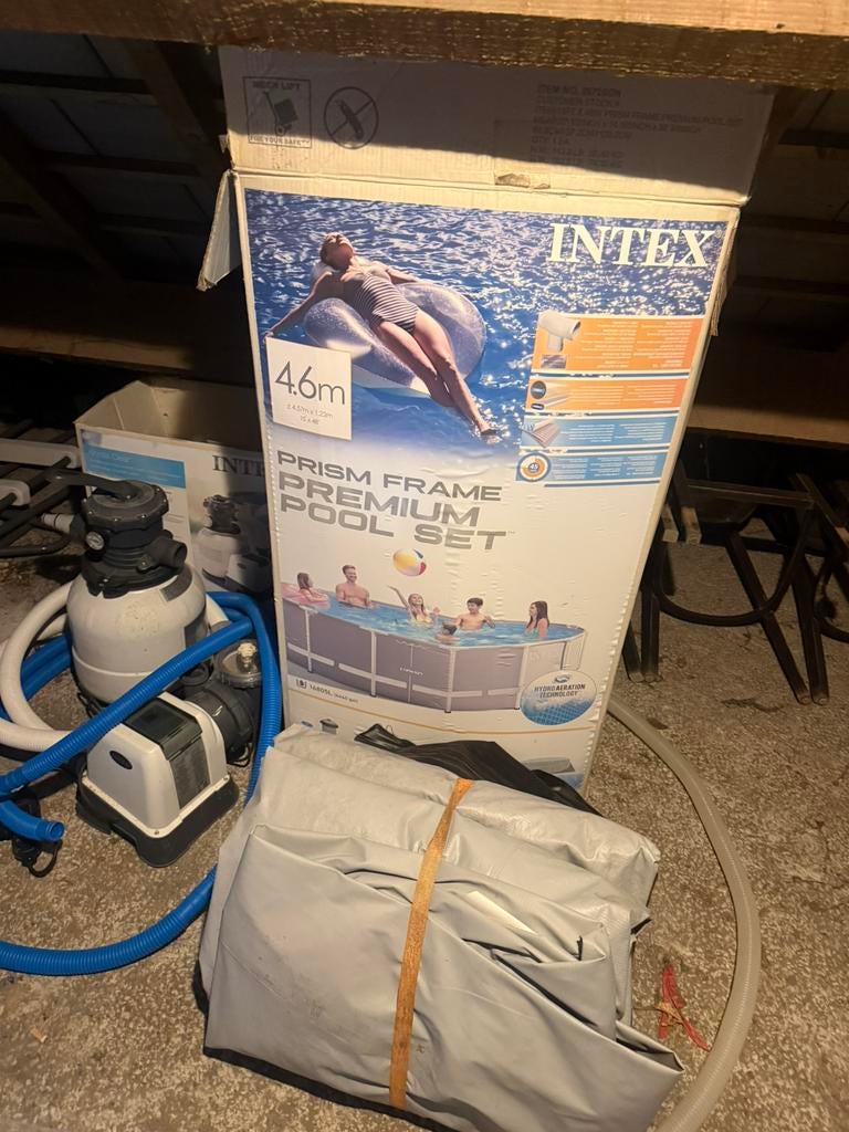 Zwembad met toebehoren, Tuin en Terras, Ophalen, Zo goed als nieuw