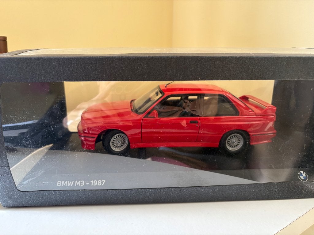 BMW M3 E30 1987 d'origine, Divers, Enlèvement ou Envoi, Comme neuf