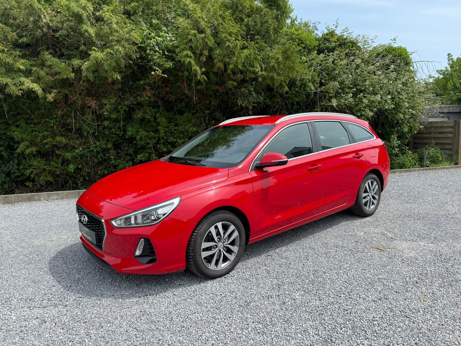 Hyundai i30 SW 1.6 CRDi * GPS * CAMERA * EURO 6, Auto's, Hyundai, Voorwielaandrijving, Euro 6, 4 cilinders, https://public.car-pass.be/vhr/a293b340-3494-4e41-8579-06e83466c9b5