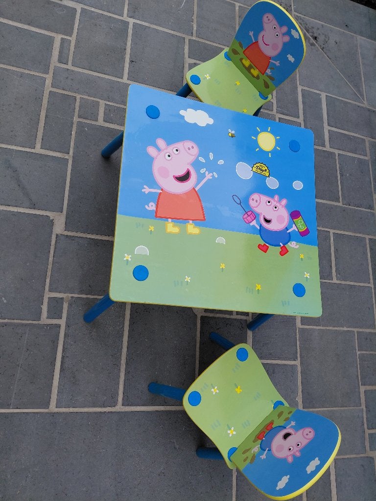 Table + chaises Pepa Pig enfant, Enlèvement, Comme neuf, Chaise(s)