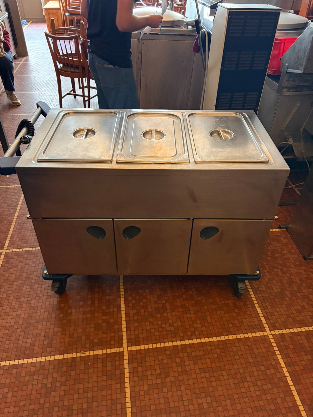 Bien marie, Enlèvement, Utilisé, Cuisinière, Friteuse et Grils