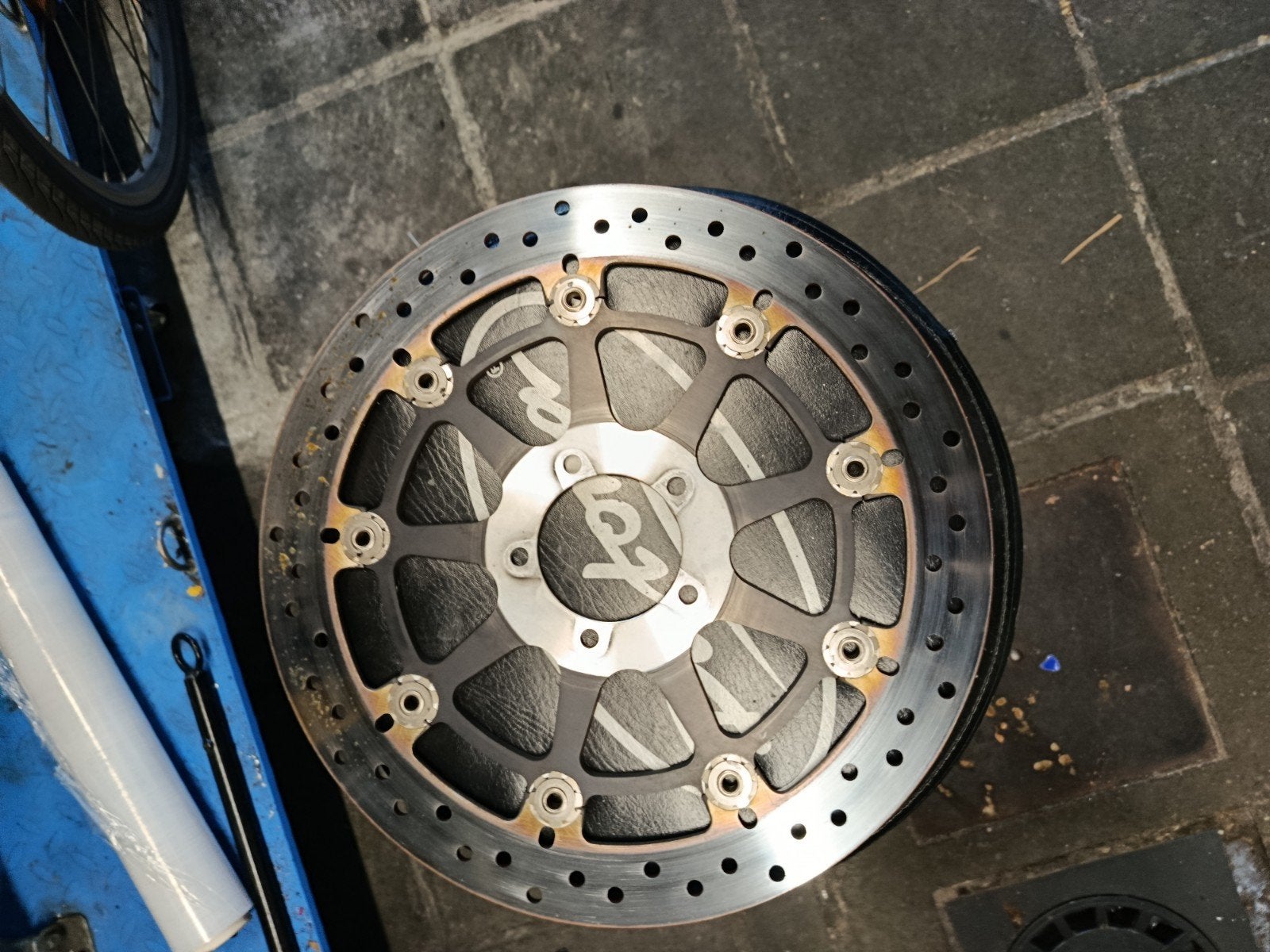 Zo goed als nieuwe Remschijven ktm superduke 1290, Motoren, Ophalen, Gebruikt