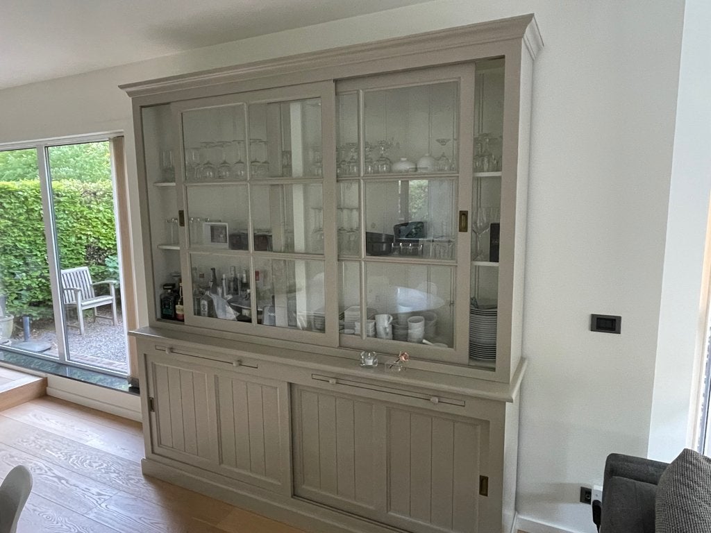 vitrinekast, Ophalen, 200 cm of meer, Landelijk, maar past ook in modern interieur, Grenenhout