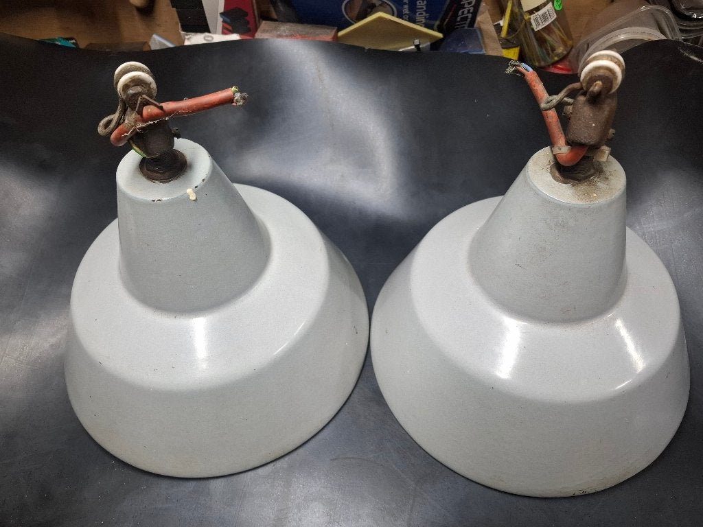 2 x lampe industrielle - vintage, Maison & Meubles, Autres marques, Métal, Vintage, Gris