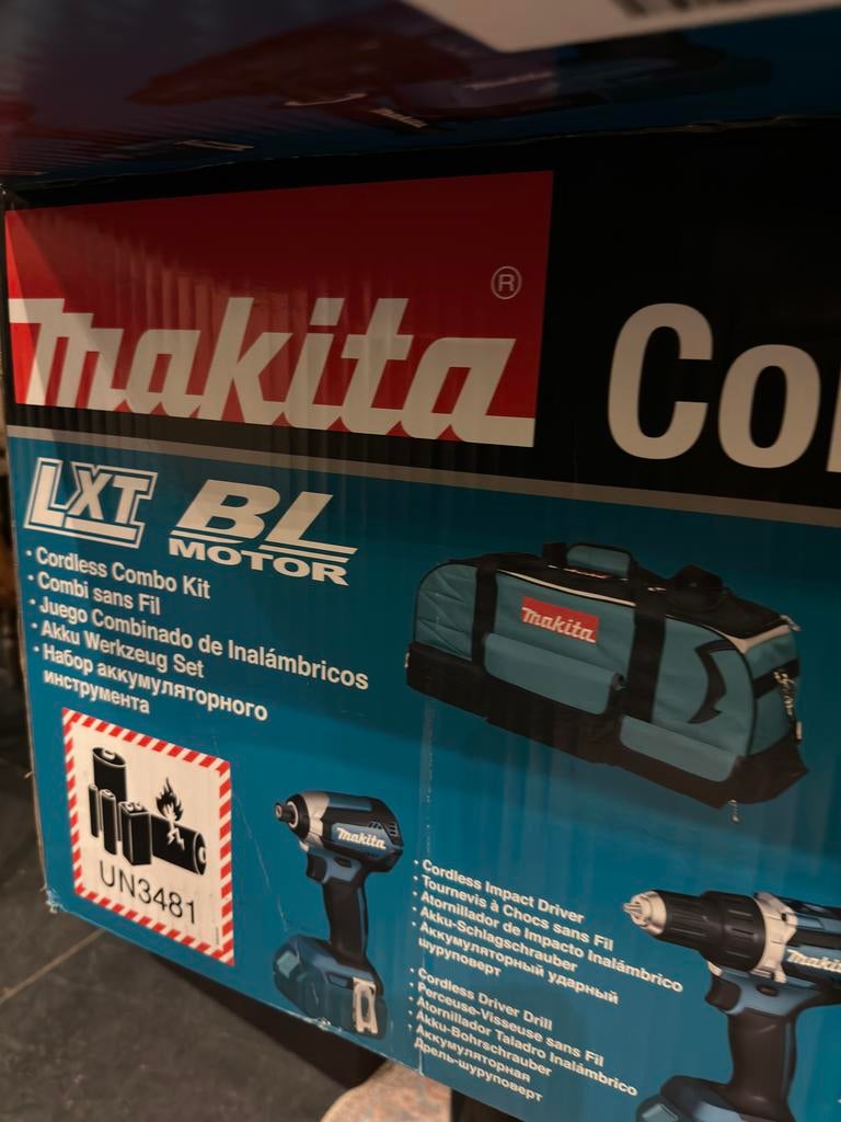 Makita set Nieuw in doos, Doe-het-zelf en Bouw, Ophalen, Zo goed als nieuw