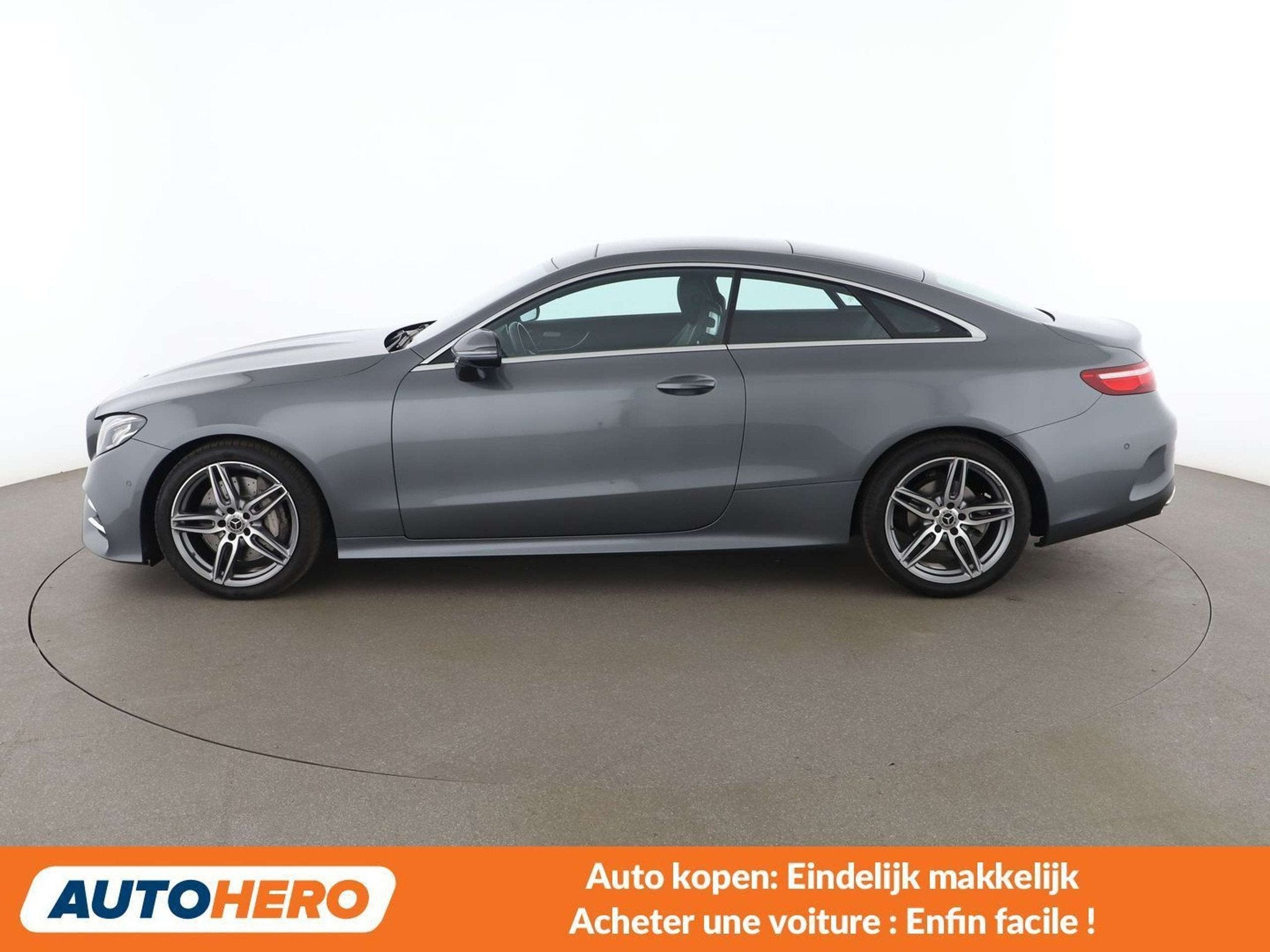 Mercedes-Benz E-Klasse 300 300 E AMG Line (bj 2018), Automaat, Achterwielaandrijving, Gebruikt, Lichtsensor