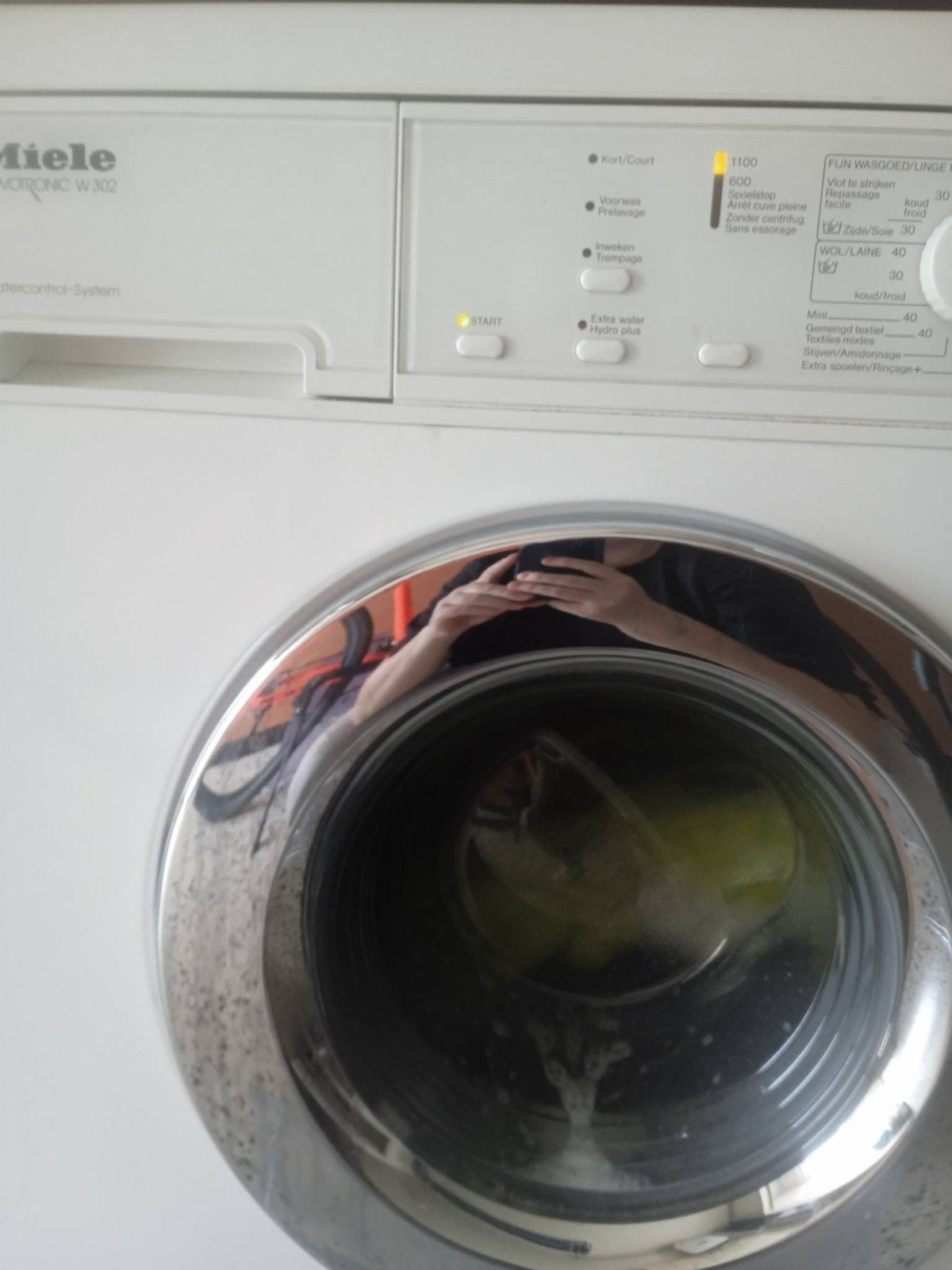 Miele, Elektronische apparatuur, Ophalen, Zo goed als nieuw