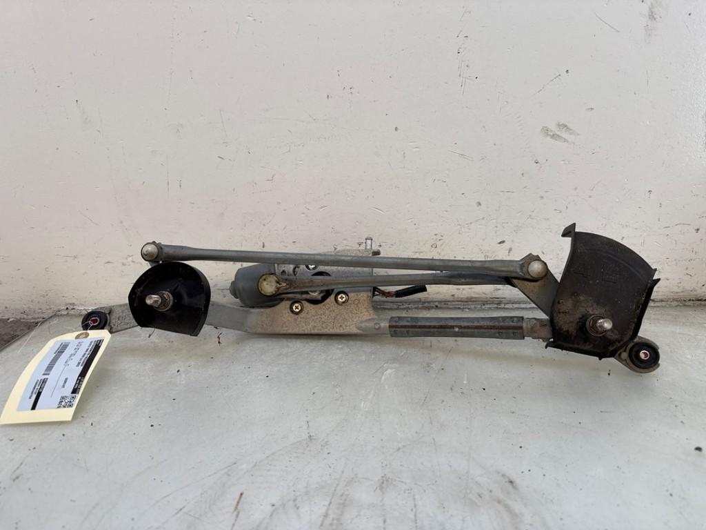 MOTEUR + TRINGLERIE ESSUIE GLACE AVANT (|85110K0120|AE159400, Utilisé, Toyota