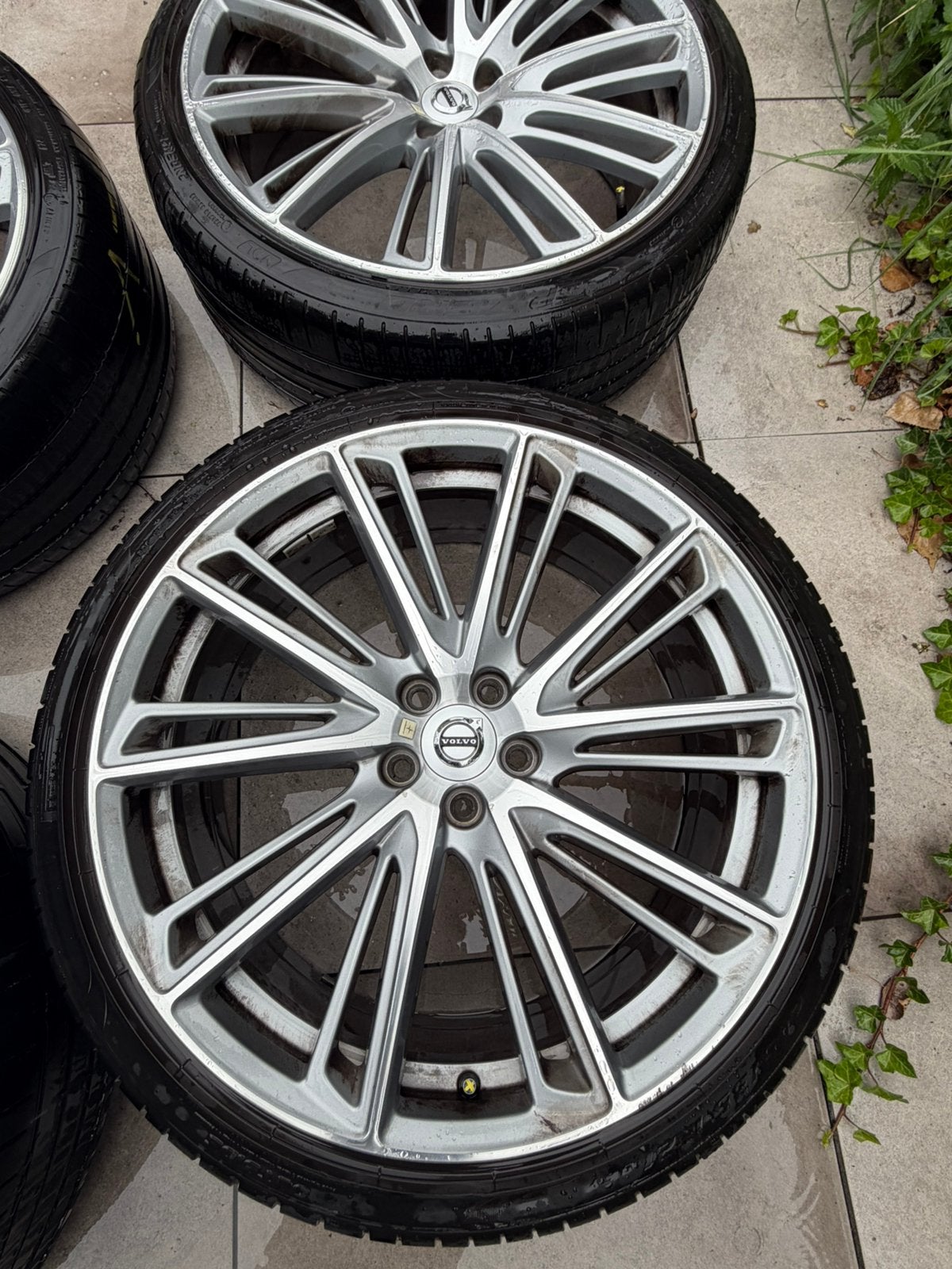 VOLVo POLESTAR 21 inch velgen met zommerbanden 245-35-21, Autos : Pièces & Accessoires, Enlèvement, 21 pouces, Pneus été, Pneu(s)