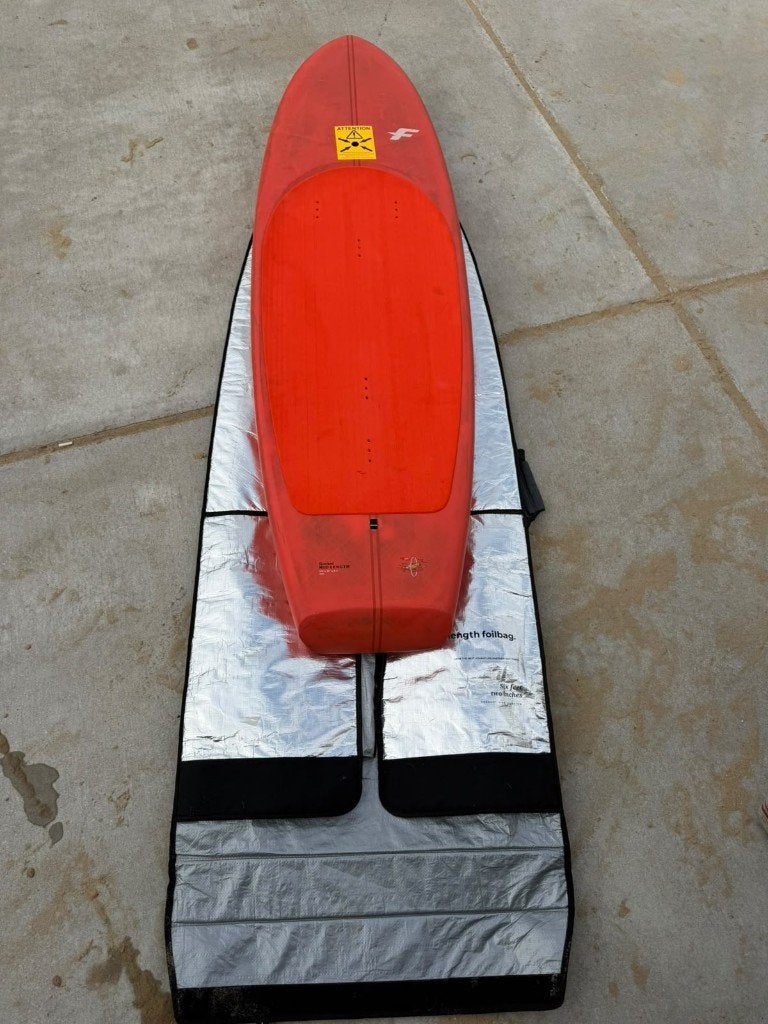 wingfoil board, Sports nautiques & Bateaux, Enlèvement, Comme neuf, Planche à voile