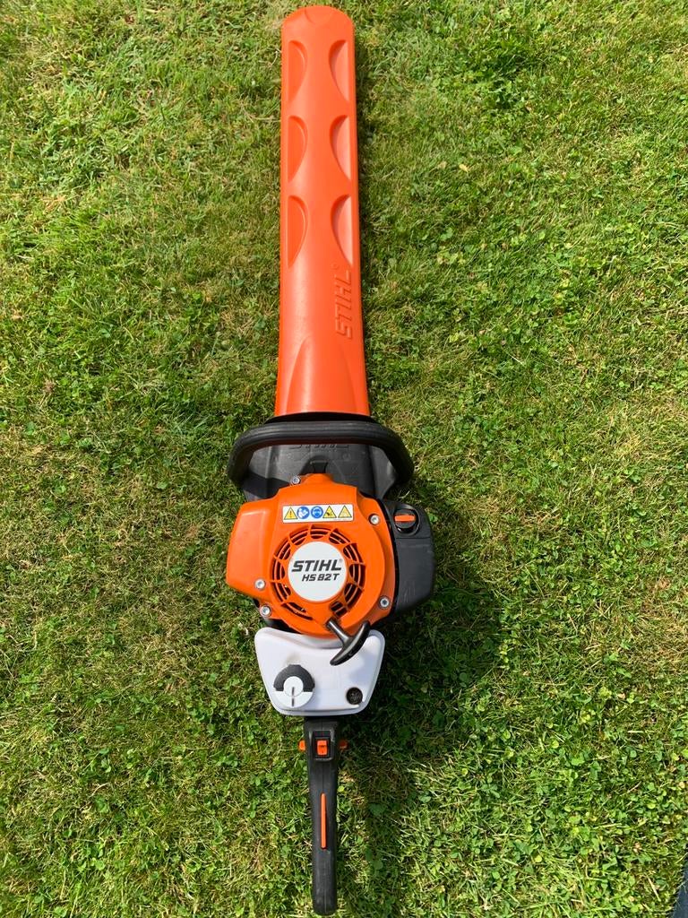 STIHL HS 82T, Jardin & Terrasse, Enlèvement, Utilisé