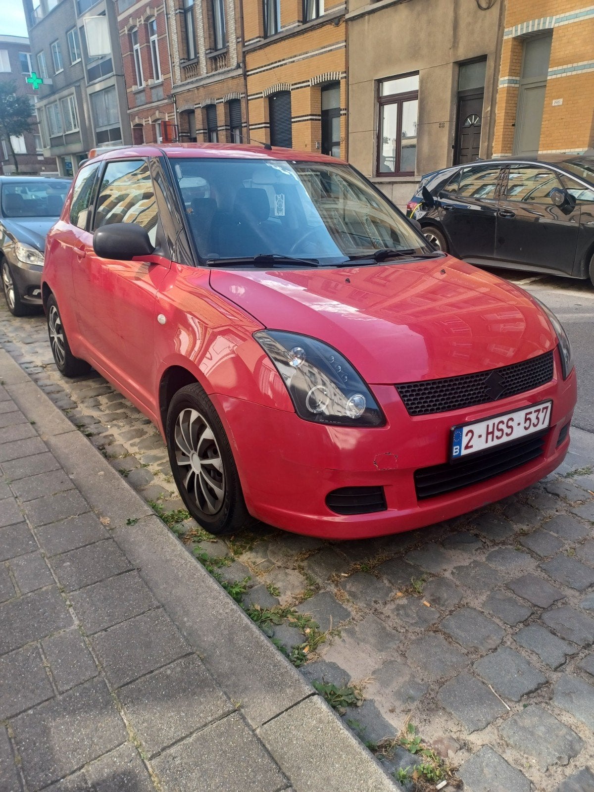 Suzuki Swift, Autos, Suzuki, Rouge, Achat, Boîte manuelle, Particulier