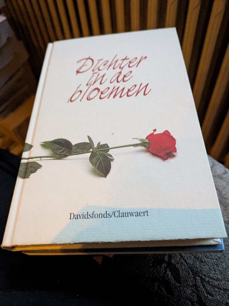 Dichter in de bloemen, Livres, Poèmes & Poésie, Enlèvement ou Envoi, Comme neuf