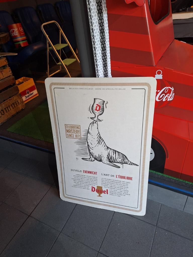 Grote bierkaart van duvel, Enlèvement