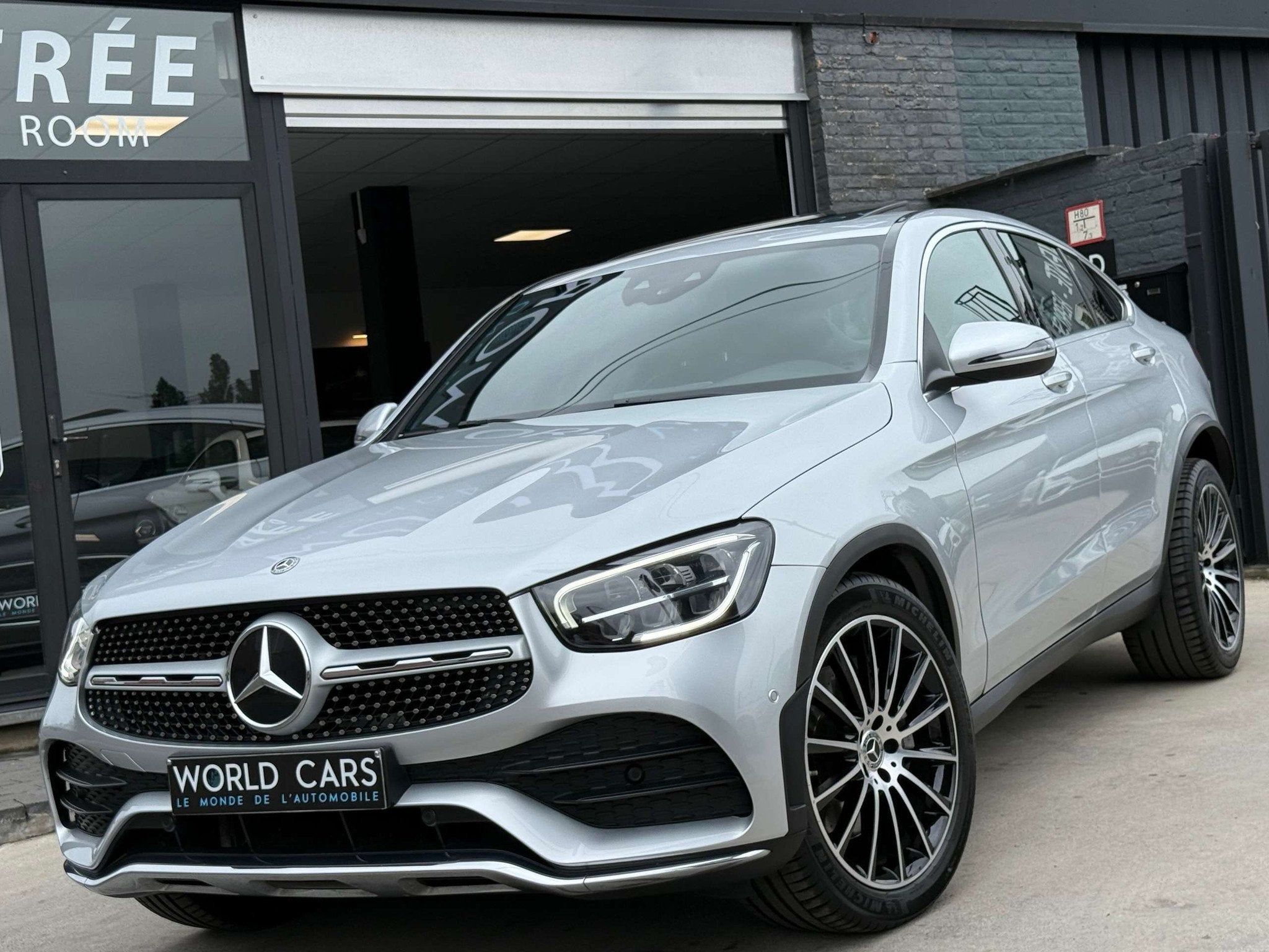 Mercedes-Benz GLC 200 d Coupé PACK AMG - TOIT OUVRANT - NAV, Cuir, Argent ou Gris, Euro 6, Entreprise