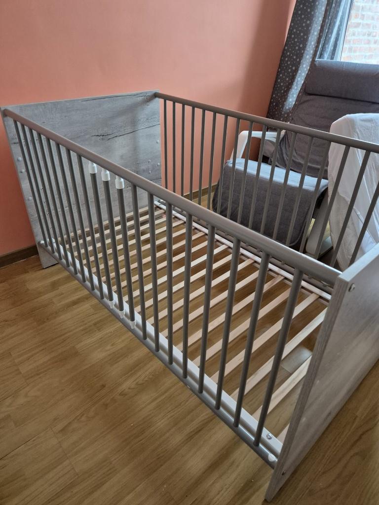 Lit enfant 1m40 + sommier, 70 à 85 cm, Comme neuf, Sommier à lattes, Enlèvement