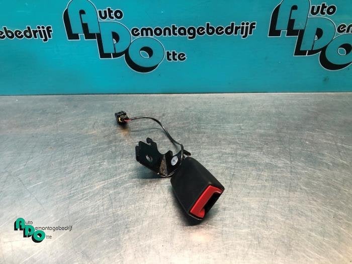 Insertion ceinture de sécurité arrière gauche d'un Alfa R, -, 3 mois de garantie, Utilisé, Alfa Romeo