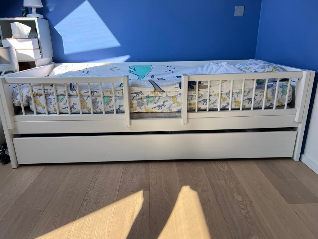 LIFETIME kidsroom kajuitbed met logeerbed en mooie bedranden, Ophalen, 85 tot 100 cm, Zo goed als nieuw, Matras