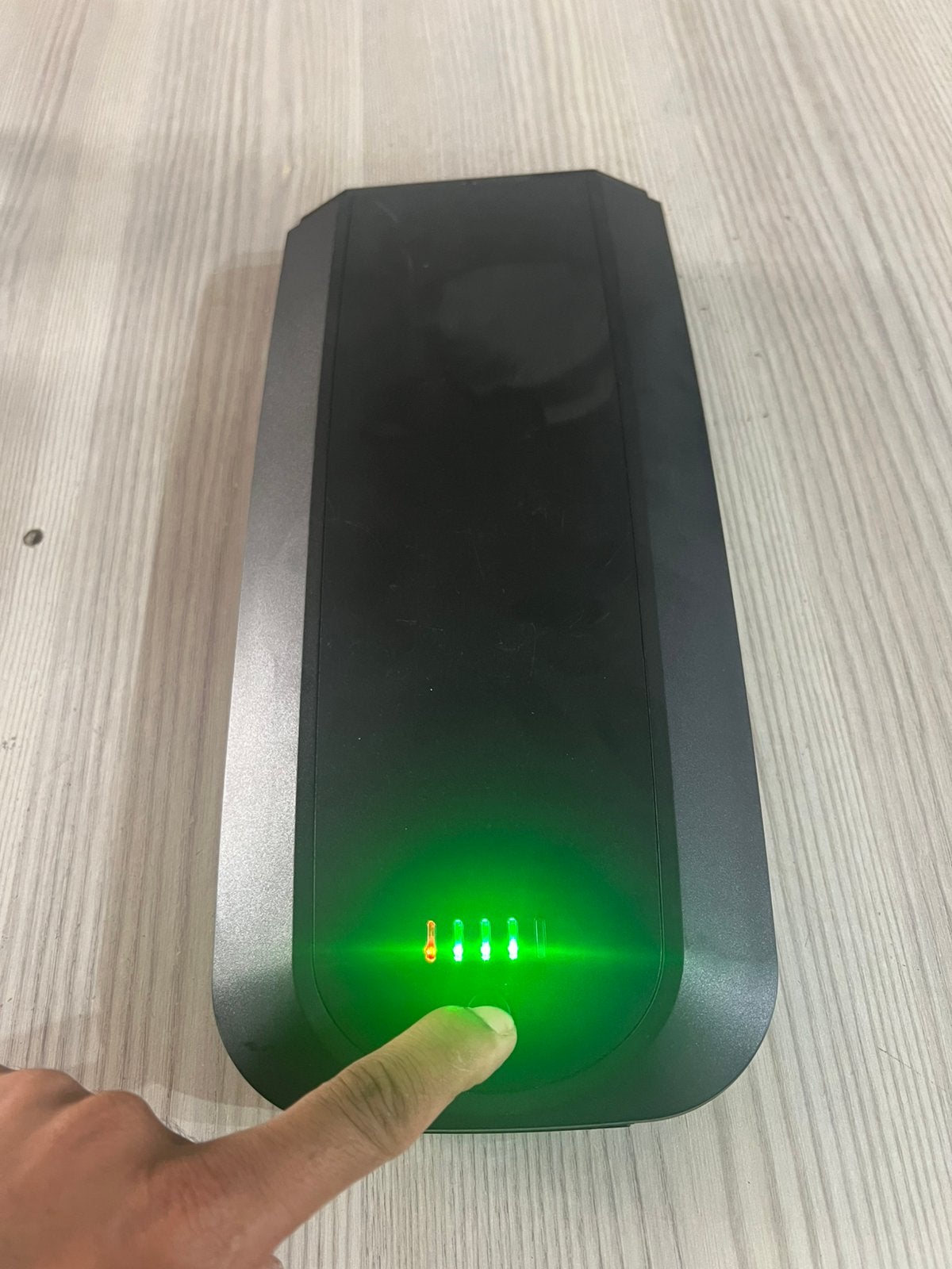Batterie Minerva, Vélos & Vélomoteurs, Accessoires vélo | Batteries de vélo, Enlèvement, Comme neuf